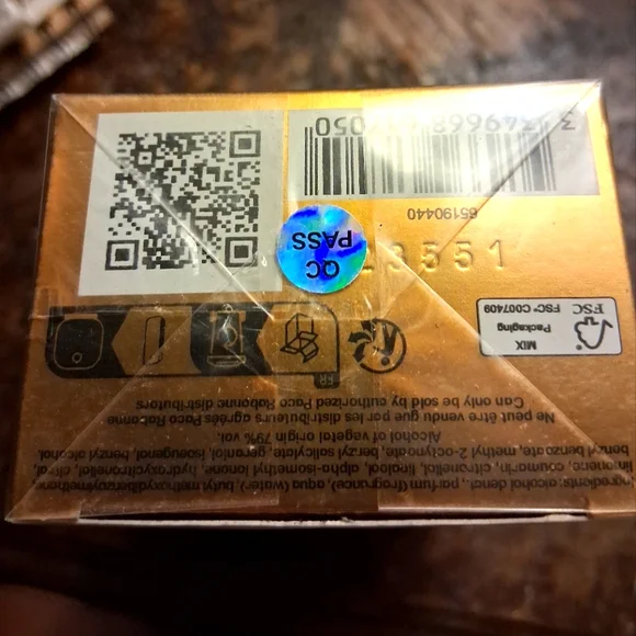 New Paco Robanne Royal 1 Million Parfum - Picture 2 of 3